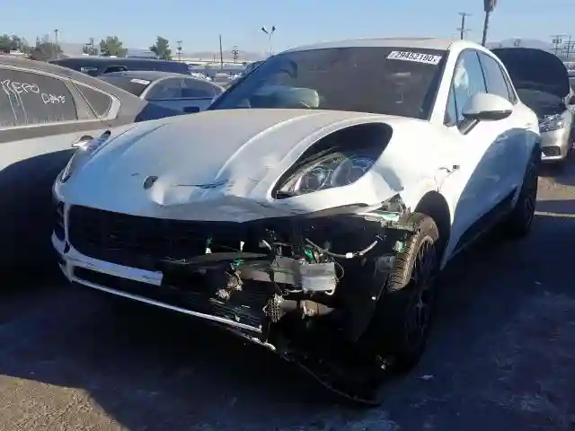 WP1AA2A52HLB07969 2017 PORSCHE MACAN-1