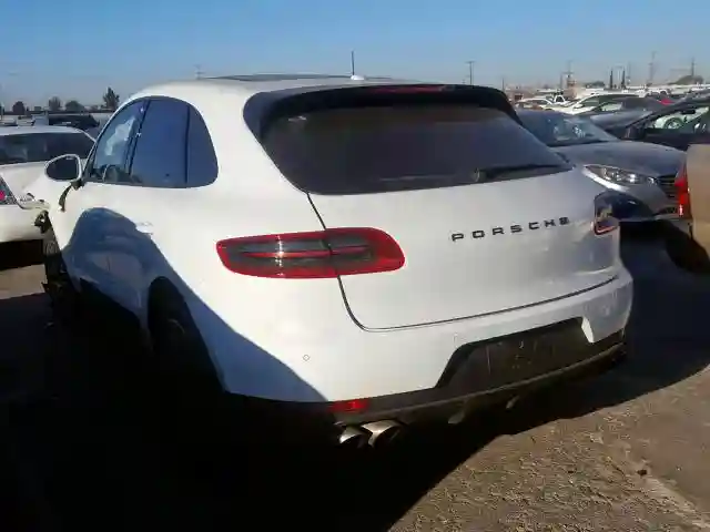 WP1AA2A52HLB07969 2017 PORSCHE MACAN-2