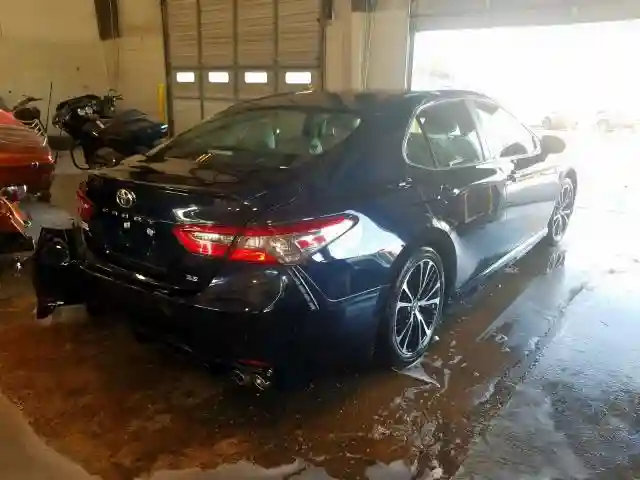4T1B11HK7JU599681 2018 TOYOTA CAMRY L-3