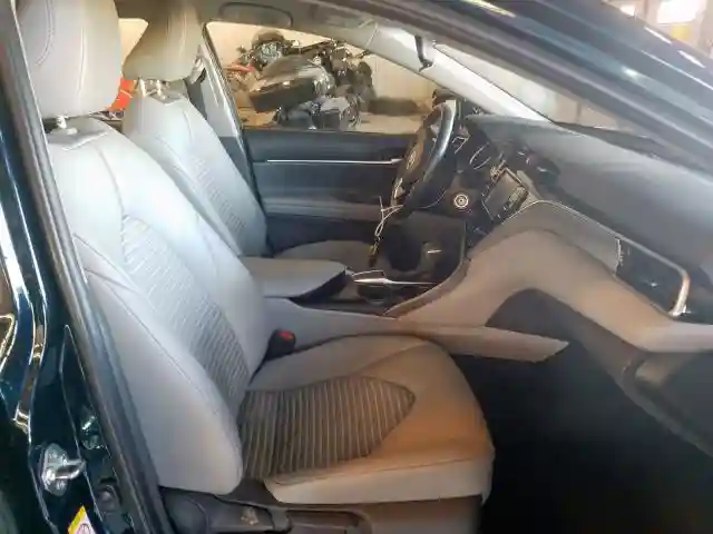 4T1B11HK7JU599681 2018 TOYOTA CAMRY L-4