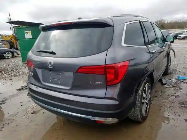 5FNYF5H95JB029840 2017 HONDA PILOT TOURING-3