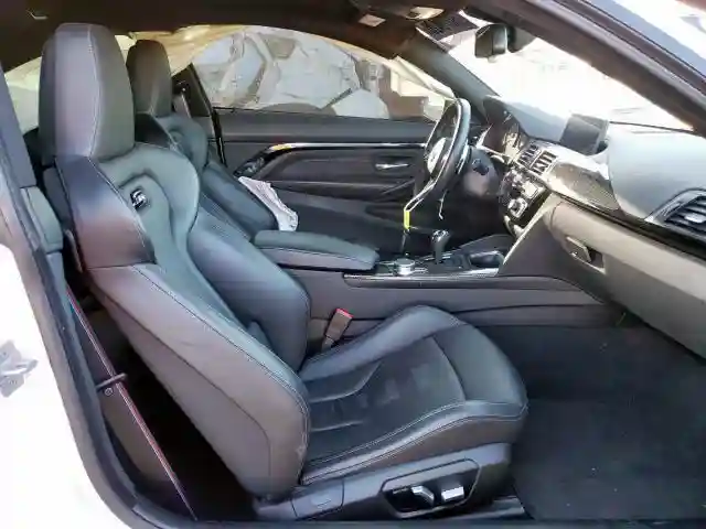 WBS4Y9C5XJAA85961 2018 BMW M4-4