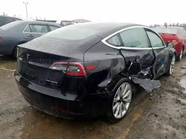 5YJ3E1EB7JF090569 2018 TESLA MODEL 3-3