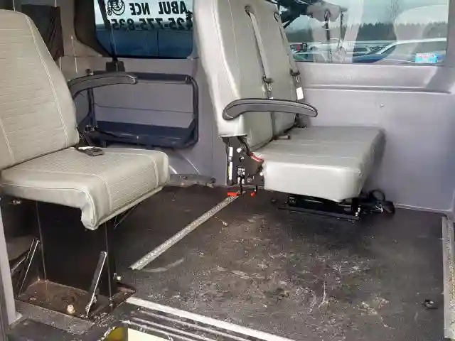 1FTYE1CMXJKB47067 2018 FORD TRANSIT T-150-5