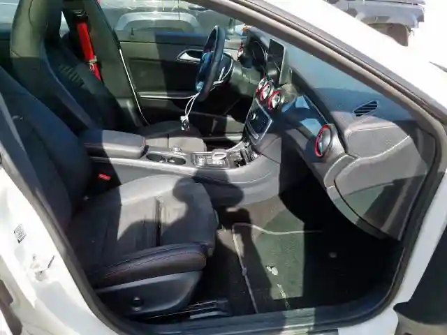 WDDSJ5CB6JN527602 2018 MERCEDES-BENZ CLA 45 AMG-4