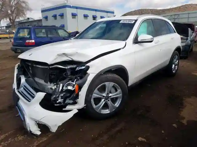 WDC0G4JB8JV067009 2018 MERCEDES-BENZ GLC 300-1