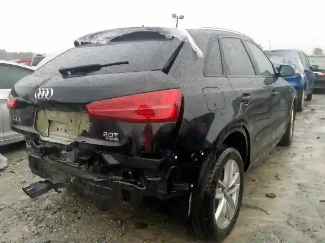WA1ECCFS5JR003149 2018 AUDI Q3 PREMIUM-3
