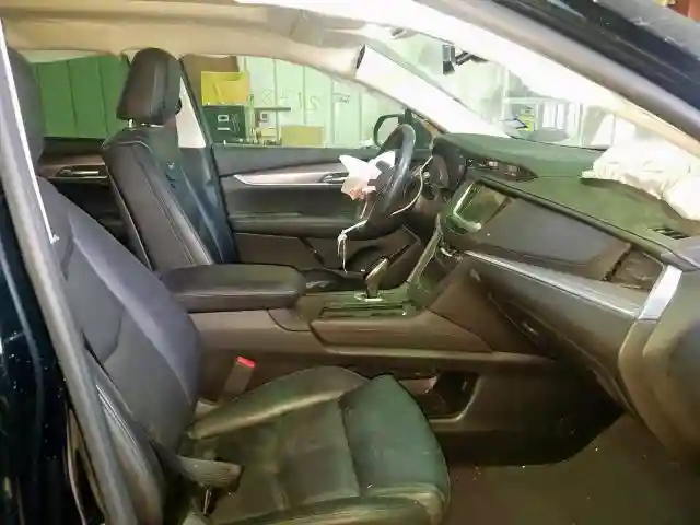 1GYKNBRS8HZ298860 2017 CADILLAC XT5 LUXURY-4