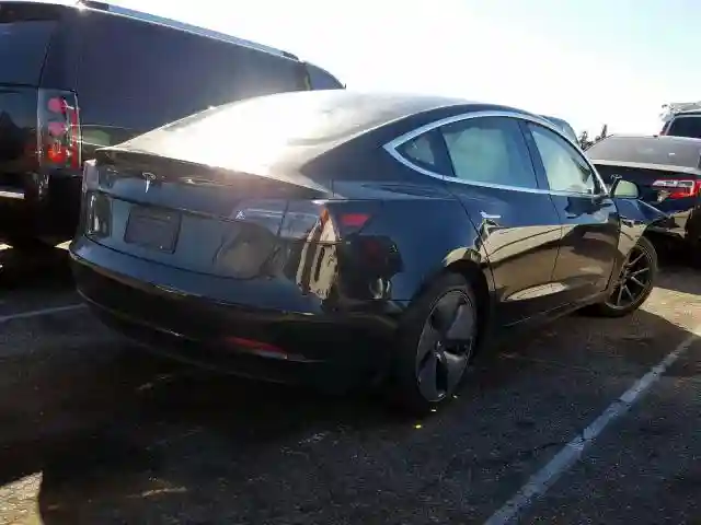 5YJ3E1EA6KF324581 2019 TESLA MODEL 3-3