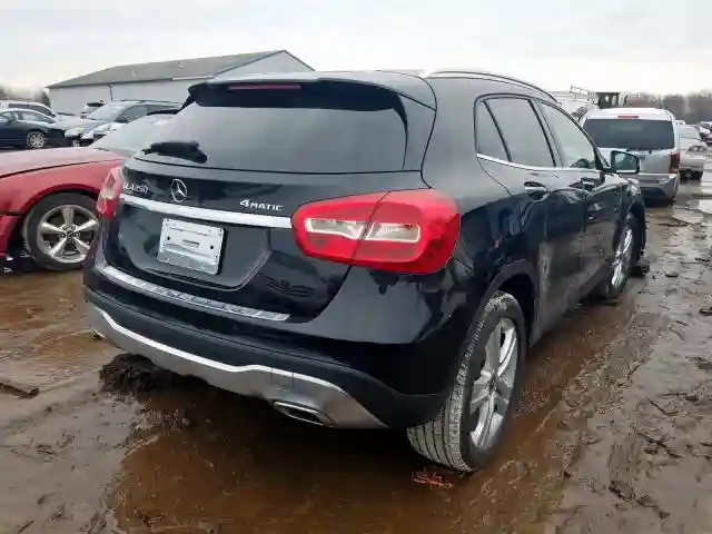 WDCTG4GB9KJ623017 2019 MERCEDES-BENZ GLA 250 4MATIC-3