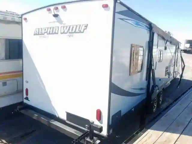 5ZT2CKUB1K2****** 2019 OTHR TRAVEL TLR-5