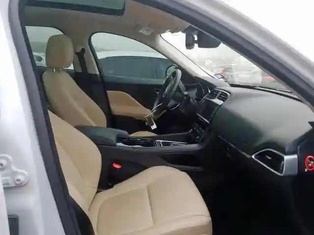 SADCJ2BV2HA494063 2017 JAGUAR F-PACE PREMIUM-4