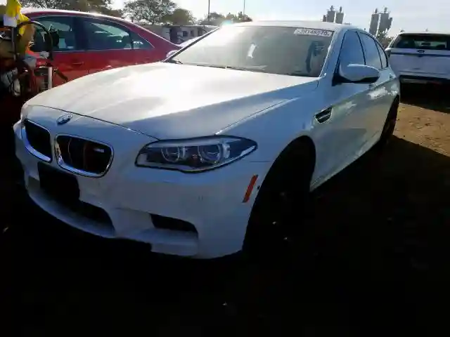 WBSFV9C56GG343185 2016 BMW M5-1