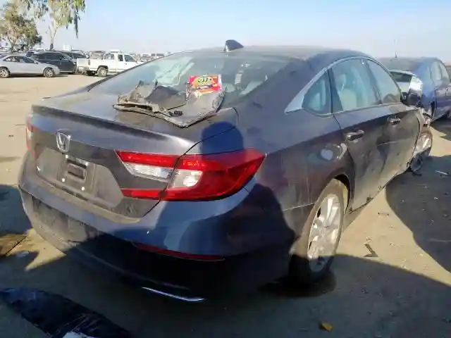 1HGCV1F19KA028592 2019 HONDA ACCORD LX-3