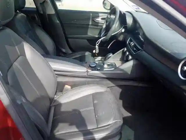 ZARFAECN1H7558573 2017 ALFA ROMEO GIULIA TI-4
