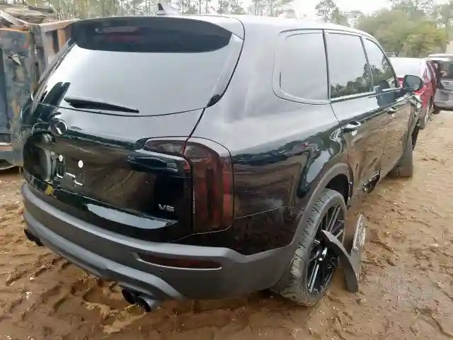5XYP24HC8LG039805 2020 KIA TELLURIDE LX-3