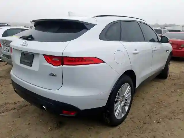 SADCJ2BV2HA494063 2017 JAGUAR F-PACE PREMIUM-3