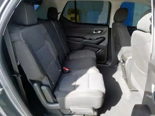 1GNERGKW5KJ148977 2019 CHEVROLET TRAVERSE LT-5