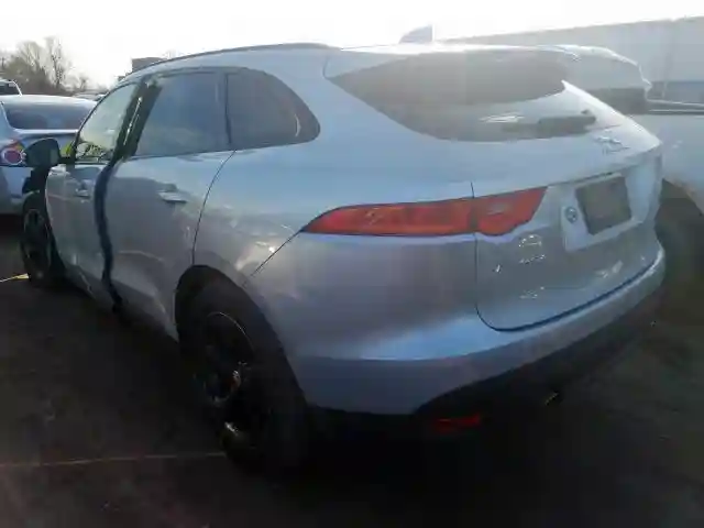 SADCK2FX8KA609779 2019 JAGUAR F-PACE PRESTIGE-2