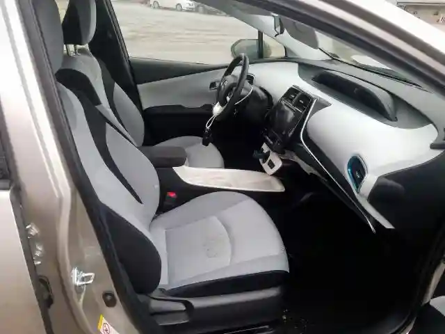 JTDKARFPXJ3100931 2018 TOYOTA PRIUS PRIME-4