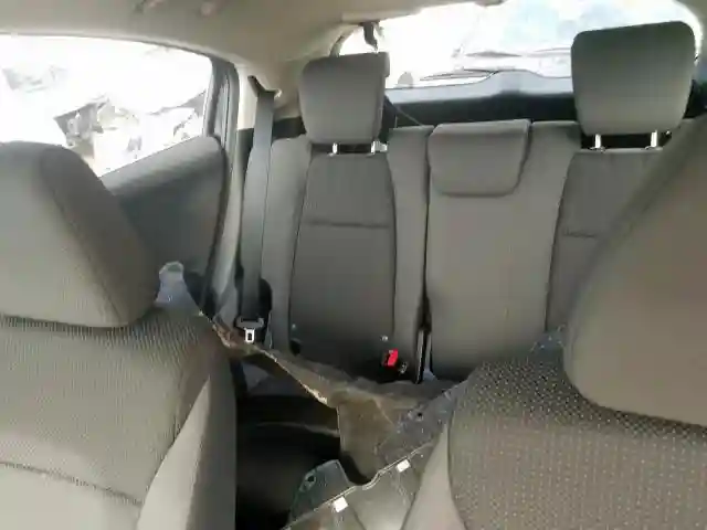 3CZRU6H38KG724587 2019 HONDA HR-V LX-5