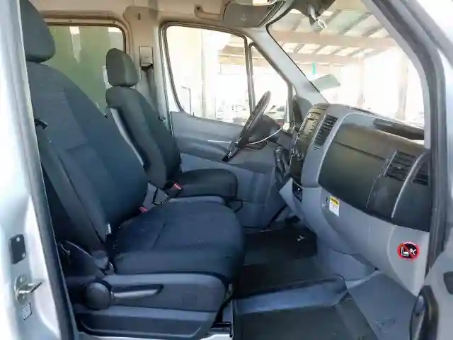 8BRPE7CD9GE121323 2016 MERCEDES-BENZ SPRINTER 2500-4