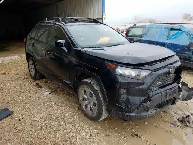 JTMH1RFV5KJ007546 2019 TOYOTA RAV4 LE-0