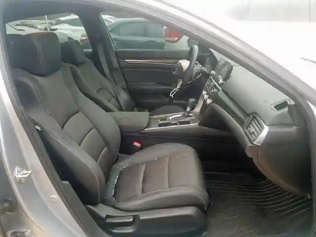 1HGCV1F31JA102491 2018 HONDA ACCORD SPORT-4