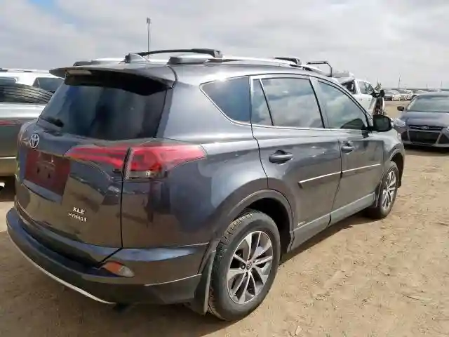 JTMRJREV6JD202204 2018 TOYOTA RAV4 HV LE-3