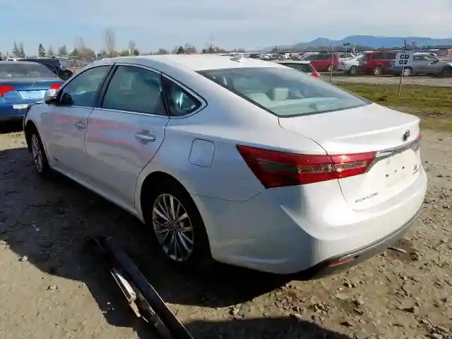 4T1BD1EBXJU060001 2018 TOYOTA AVALON HYBRID-2