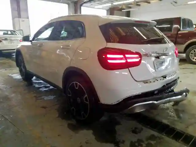 WDCTG4GB5LU024616 2020 MERCEDES-BENZ GLA 250 4MATIC-2