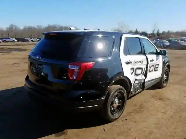 1FM5K8AR9JGA72010 2018 FORD EXPLORER POLICE INTERCEPTOR-3