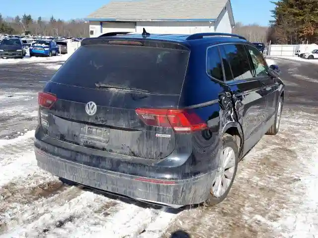 3VV2B7AX2KM076084 2019 VOLKSWAGEN TIGUAN SE-3