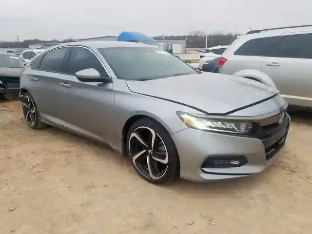 1HGCV1F31JA102491 2018 HONDA ACCORD SPORT-0