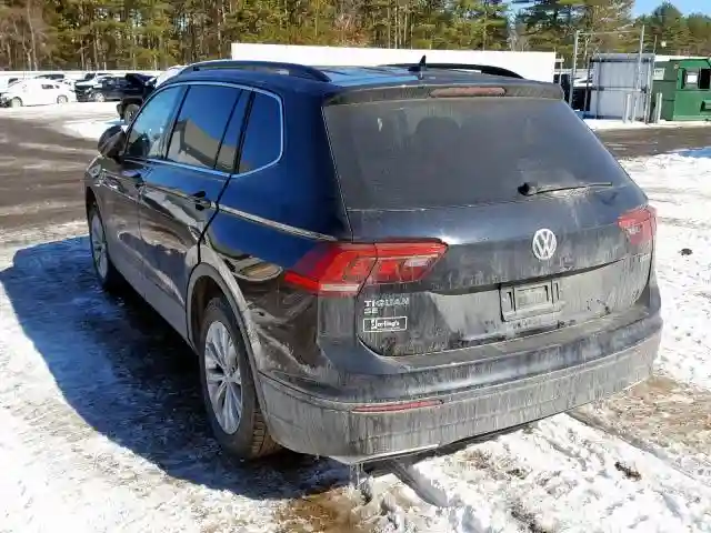 3VV2B7AX2KM076084 2019 VOLKSWAGEN TIGUAN SE-2