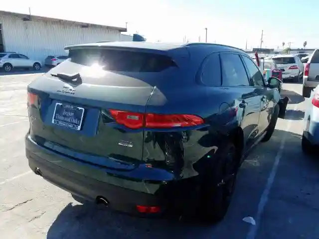 SADCK2FX1JA278221 2018 JAGUAR F-PACE PRESTIGE-3