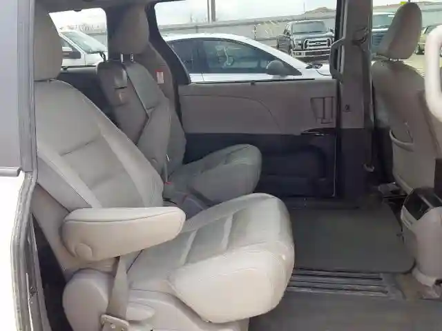5TDYZ3DC6HS823801 2017 TOYOTA SIENNA XLE-5
