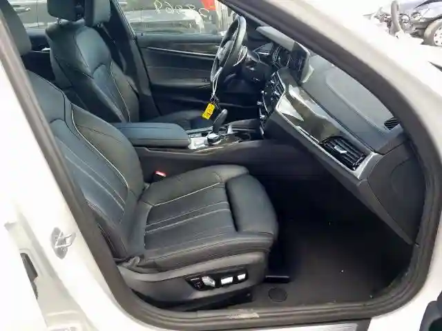 WBAJE5C56JG917895 2018 BMW 540 I-4