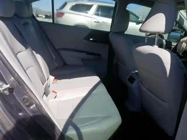1HGCR3F86HA005146 2017 HONDA ACCORD EXL-5