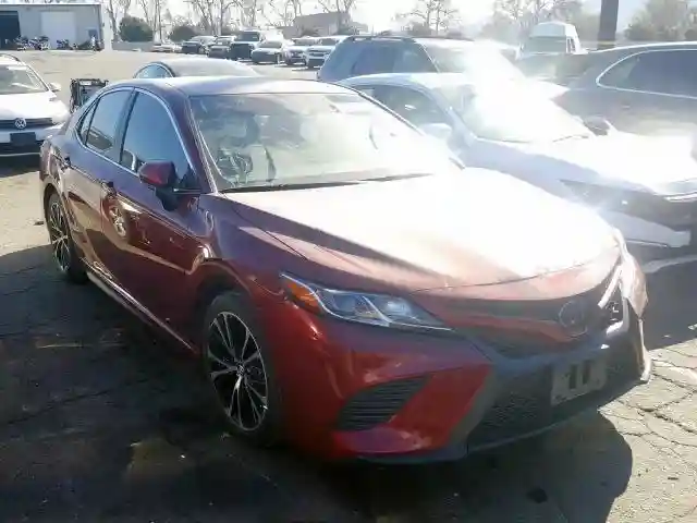 4T1B11HK7JU509283 2018 TOYOTA CAMRY L-0