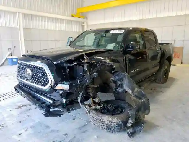 3TMCZ5AN4JM148175 2018 TOYOTA TACOMA DOUBLE CAB-1