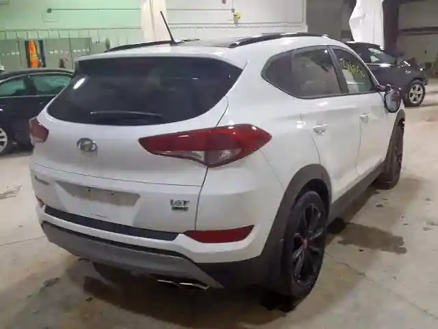 KM8J3CA26HU541213 2017 HYUNDAI TUCSON LIMITED-3