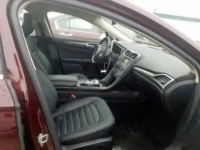 3FA6P0HD3JR126888 2018 FORD FUSION SE-4