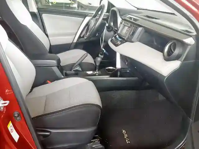 JTMWFREV8JD118583 2018 TOYOTA RAV4 ADVENTURE-4