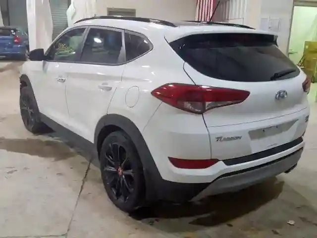 KM8J3CA26HU541213 2017 HYUNDAI TUCSON LIMITED-2