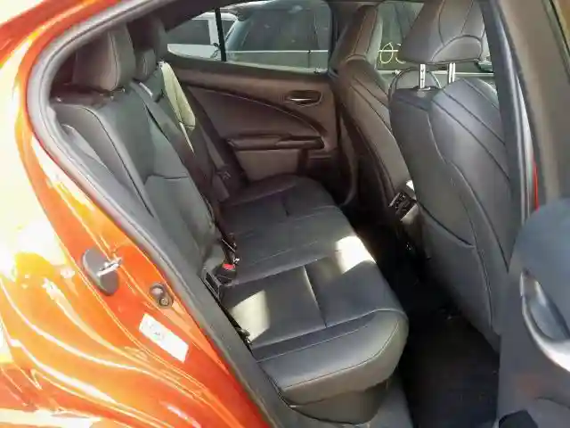JTHU9JBH5K2001179 2019 LEXUS UX 250H-5