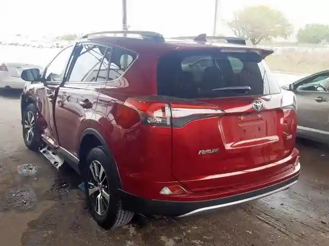 JTMWFREV8JD118583 2018 TOYOTA RAV4 ADVENTURE-2