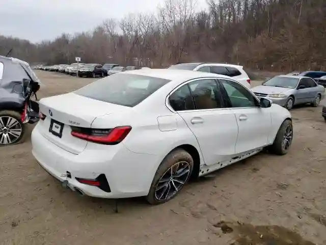 3MW5R7J0XL8B09897 2020 BMW 330XI-3