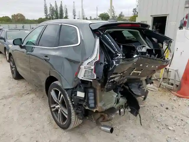 LYV102DK7KB224044 2019 VOLVO XC60 T5 MOMENTUM-2