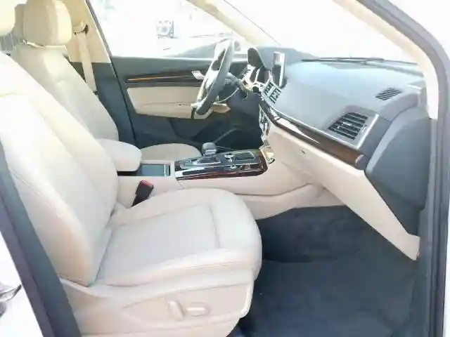 WA1BNAFYXK2137509 2019 AUDI Q5 PREMIUM PLUS-4